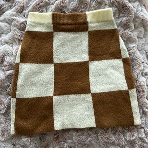 Checkered sweater mini skirt